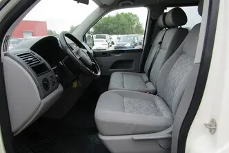 Volkswagen Caravelle, 2.5, diisel, automaat, esivedu
