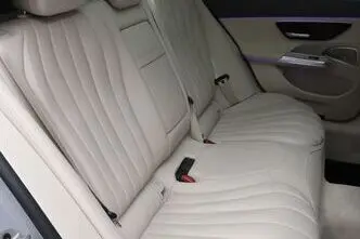 Mercedes-Benz E 300, 2.0, 145 kW, hybrid, automatic, four-wheel drive