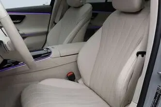 Mercedes-Benz E 300, 2.0, 145 kW, hybrid, automatic, four-wheel drive