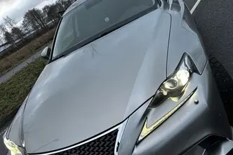 Lexus IS 300, 2.5, 133 kW, hybrid, automatic, rear-wheel drive