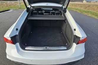 Audi A7, 3.0, 210 kW, hybrid, automatic, four-wheel drive