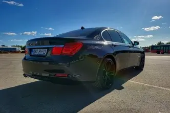 BMW 730, 3.0, 180 kW, diesel, automatic, rear-wheel drive
