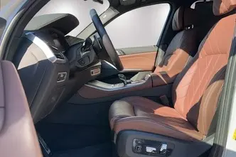 BMW X5, 3.0, 290 kW, plug-in hybrid, automatic, four-wheel drive