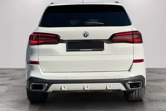BMW X5, 3.0, 290 kW, plug-in hybrid, automatic, four-wheel drive