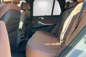 BMW X5, 3.0, 290 kW, plug-in hybrid, automatic, four-wheel drive