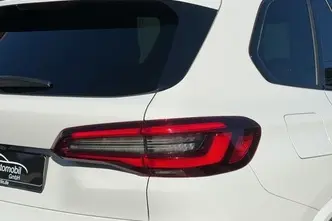 BMW X5, 3.0, 290 kW, plug-in hybrid, automatic, four-wheel drive