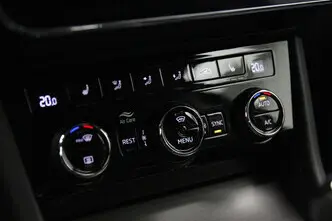 Škoda Superb, 1.6, 88 kW, дизель, автомат, передний привод