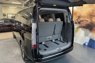 Hyundai Staria, 2.2, 130 kW, дизель, автомат, полный привод