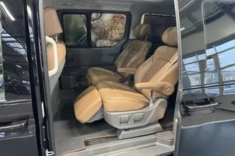 Hyundai Staria, 2.2, 130 kW, дизель, автомат, полный привод