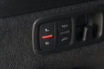 Audi SQ7, 4.0, 373 kW, бензин, автомат, полный привод