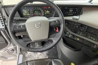 Volvo FH 16 650 6x2, 488 kW, diesel, automatic