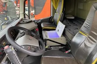 Volvo FH 16 650 6x2, 488 kW, diesel, automatic