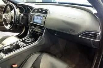 Jaguar XE, 2.0, 132 kW, дизель, автомат, полный привод