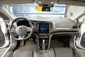 Renault Megane, 1.6, 67 kW, подключаемый гибрид, автомат, передний привод