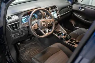Nissan Leaf, 90 kW, электричество, передний привод