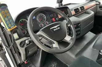 MAN TGL 12.220 4x2, 162 kW, diesel, automatic