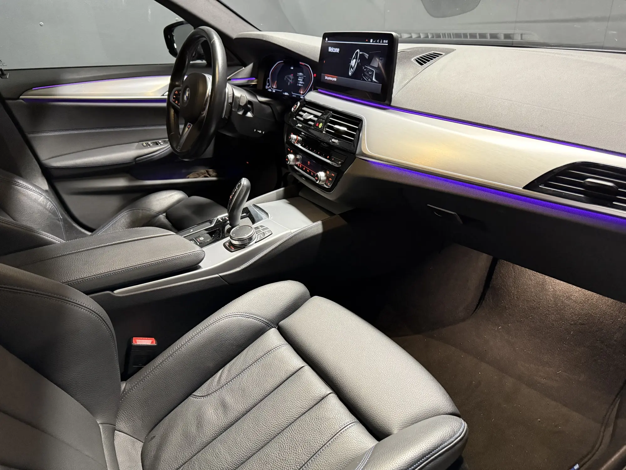 BMW 530, 3.0, 210 kW, гибрид, автомат, полный привод