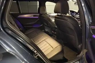BMW 530, 3.0, 210 kW, гибрид, автомат, полный привод