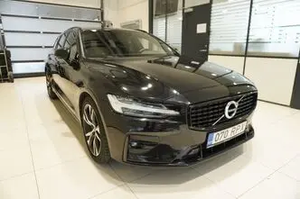 Volvo V60, 2.0, 145 kW, hybrid, automatic, front-wheel drive