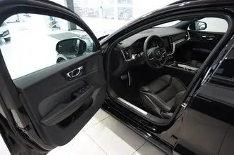 Volvo V60, 2.0, 145 kW, hybrid, automatic, front-wheel drive