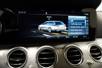 Mercedes-Benz E 220, 2.0, 143 kW, diesel, automatic, four-wheel drive