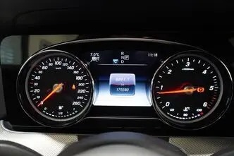 Mercedes-Benz E 220, 2.0, 143 kW, diesel, automatic, four-wheel drive