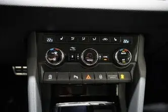 Škoda Karoq, 2.0, 140 kW, дизель, автомат, полный привод