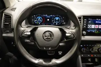 Škoda Karoq, 2.0, 140 kW, дизель, автомат, полный привод