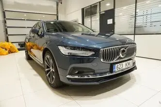 Volvo S90, 2.0, 173 kW, hybrid, automatic, four-wheel drive