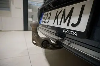 Volvo S90, 2.0, 173 kW, hybrid, automatic, four-wheel drive