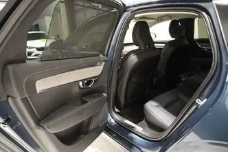 Volvo S90, 2.0, 173 kW, hybrid, automatic, four-wheel drive