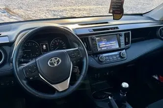 Toyota RAV4, 2.0, 112 kW, бензин, механическая, полный привод