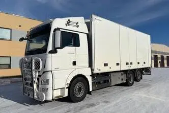 MAN TGX 26.560 6x2 + RETARDER + CARRIER SUPRA 1150, 412 kW, diesel, automatic