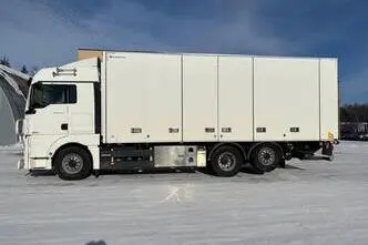 MAN TGX 26.560 6x2 + RETARDER + CARRIER SUPRA 1150, 412 kW, diesel, automatic
