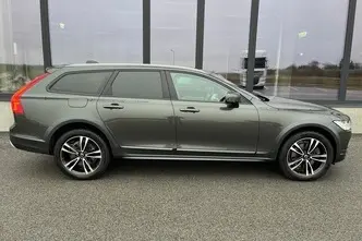 Volvo V90 Cross Country, 2.0, 173 kW, diesel, automatic, four-wheel drive
