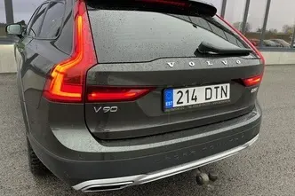 Volvo V90 Cross Country, 2.0, 173 kW, diesel, automatic, four-wheel drive