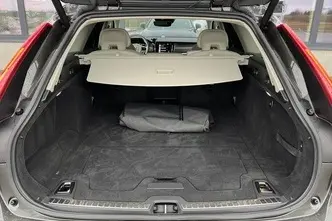 Volvo V90 Cross Country, 2.0, 173 kW, diesel, automatic, four-wheel drive