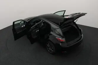 Lexus CT 200h, 1.8, 73 kW, гибрид, автомат, передний привод