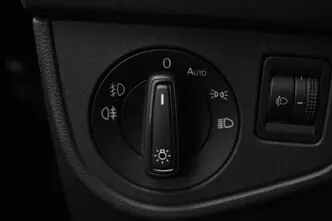 Volkswagen Polo, 1.0, 70 kW, бензин, механическая, передний привод