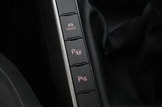 Volkswagen Polo, 1.0, 70 kW, бензин, механическая, передний привод