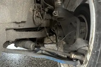 BMW 325, bensiin, manuaal, tagavedu