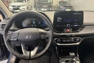 Hyundai i30, 1.0, 73.6 kW, бензин, автомат, передний привод