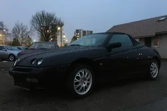 Alfa Romeo Spider, 1.8, 107 kW, бензин, механическая, передний привод