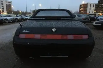 Alfa Romeo Spider, 1.8, 107 kW, бензин, механическая, передний привод