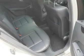 Mercedes-Benz E 200, 2.1, 100 kW, дизель, автомат, задний привод