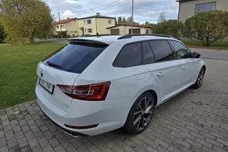 Škoda Superb, 2.0, 206 kW, бензин, автомат, полный привод