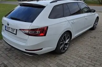 Škoda Superb, 2.0, 206 kW, бензин, автомат, полный привод