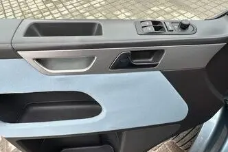 Volkswagen Multivan, 2.5, 96 kW, diisel, manuaal, esivedu