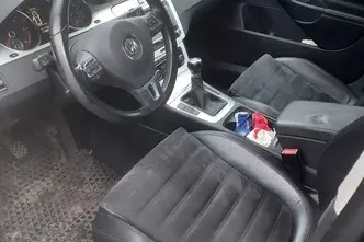 Volkswagen Passat Variant, 2.0, 103 kW, дизель, механическая, передний привод