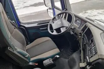 Volvo FM330 4X2, 250 kW, diesel, automatic